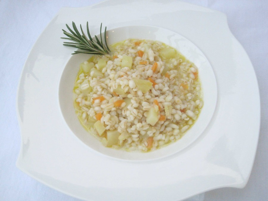 Zuppa d&#039;orzo